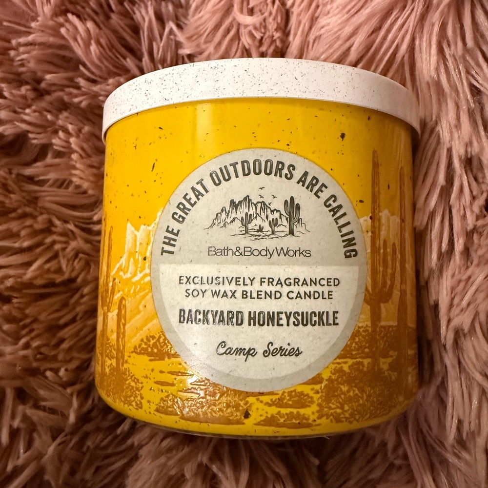 Bath & Body Works Yellow Backyard Honeysuckle Candle